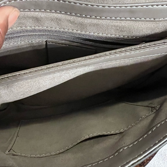 M3- Michael Kors Snake Embossed Handbag - Picture 4 of 10